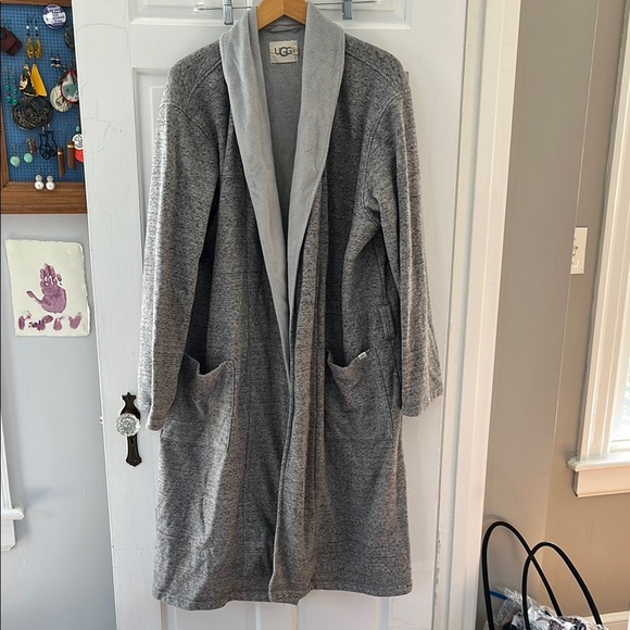 UGG Women's Gray Cozy Robe (no belt!) - Picture 1 of 5